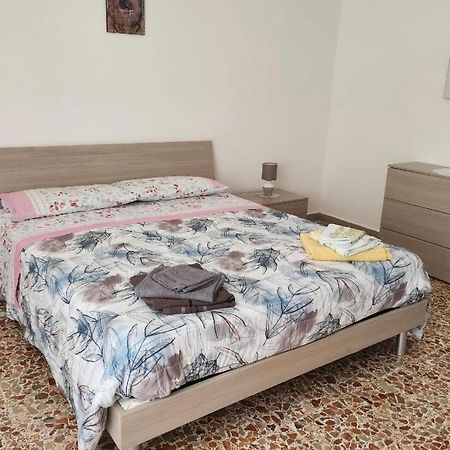 Appartamento Isola Catalana アルゲーロ エクステリア 写真