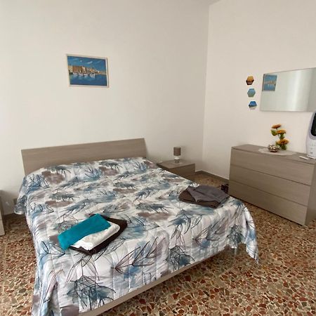 Appartamento Isola Catalana アルゲーロ エクステリア 写真